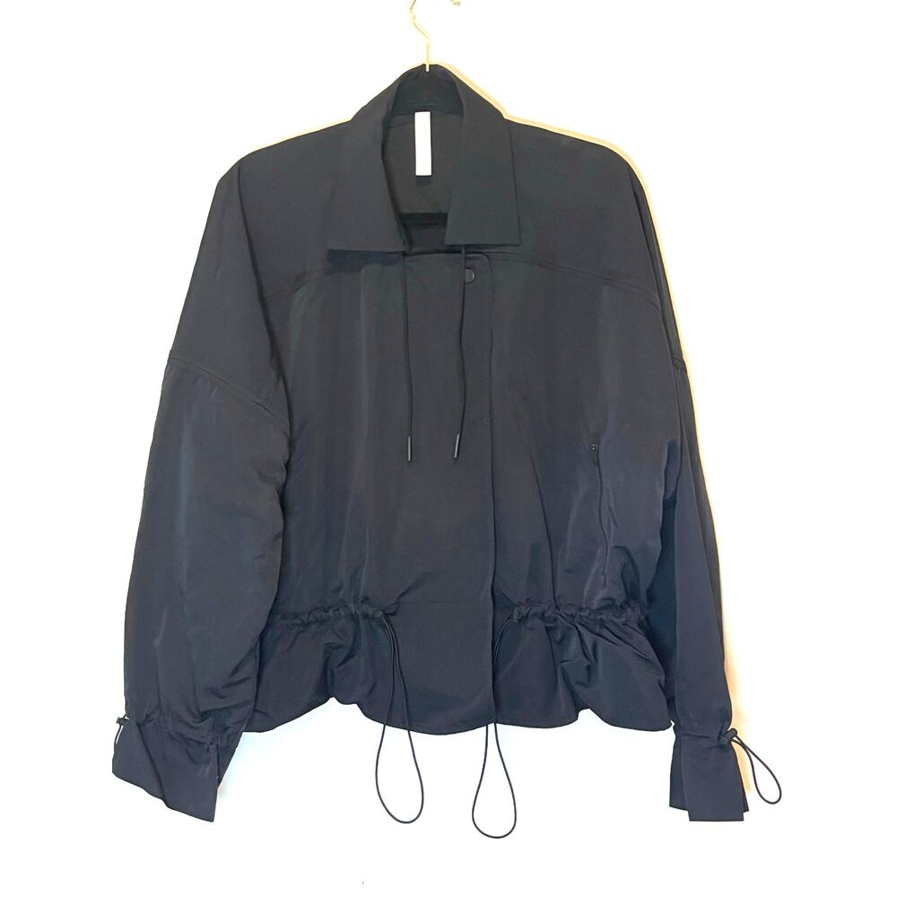 Athleta Acadia Jacket Black Womans Size XL Cinch Waist Athletic Wear Gym Wear